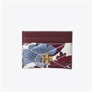 💥FINAL PRICE CUT💥💫Tory Burch "Kira" Quilted Floral Cardholder💫